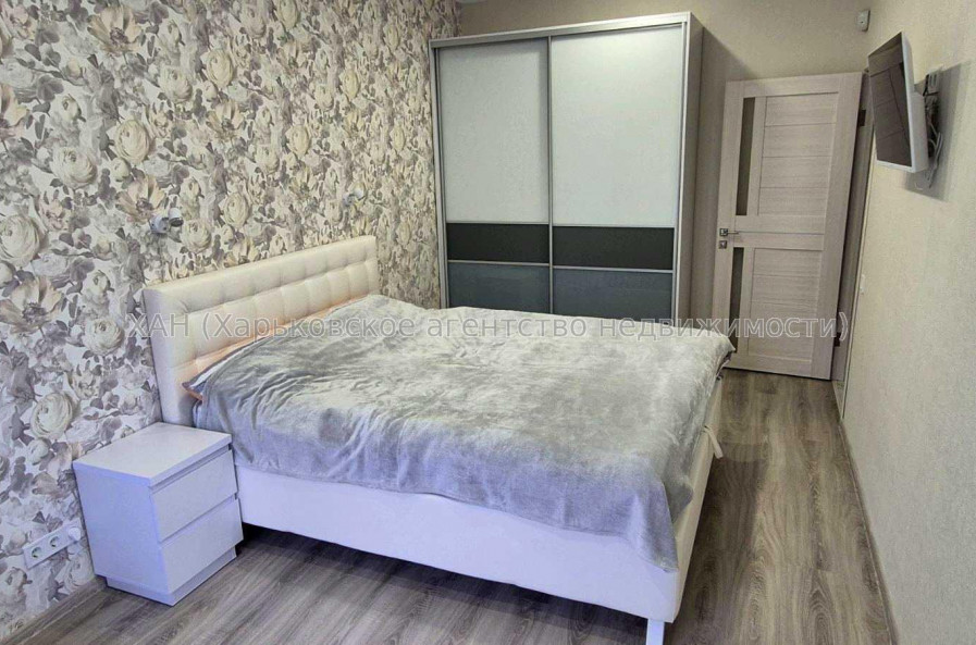 Продам квартиру, Героев Харькова просп. , 2 кім., 70 м², евроремонт 