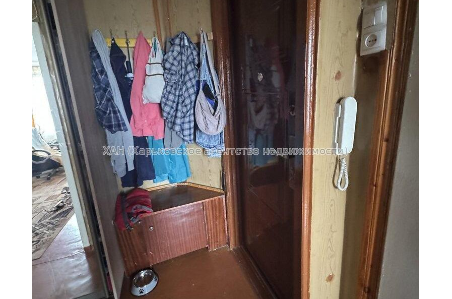 Продам квартиру, Победы просп. , 3  ком., 64.90 м², косметический ремонт 