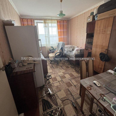 Продам квартиру, Победы просп. , 3  ком., 64.90 м², косметический ремонт 
