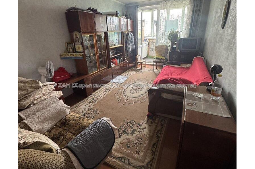 Продам квартиру, Победы просп. , 3  ком., 64.90 м², косметический ремонт 