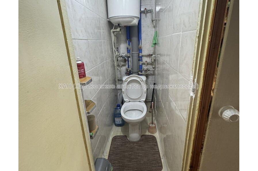 Продам квартиру, Победы просп. , 3  ком., 64.90 м², косметический ремонт 