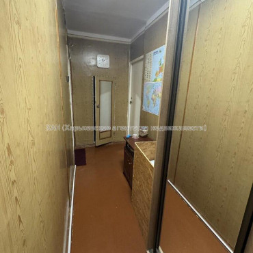 Продам квартиру, Победы просп. , 3  ком., 64.90 м², косметический ремонт 