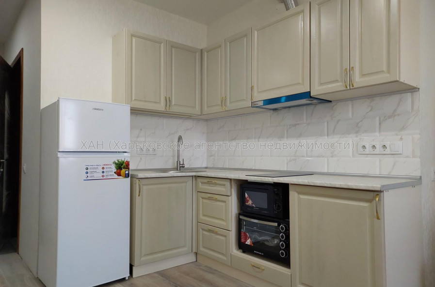 Продам квартиру, Мира ул. , 1  ком., 40.60 м², капитальный ремонт 