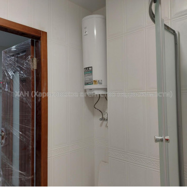 Продам квартиру, Мира ул. , 1  ком., 40.60 м², капитальный ремонт 