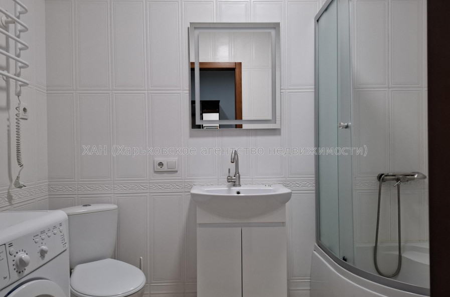 Продам квартиру, Мира ул. , 1  ком., 39.80 м², капитальный ремонт 