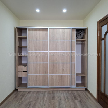 Продам квартиру, Мира ул. , 1  ком., 39.80 м², капитальный ремонт 