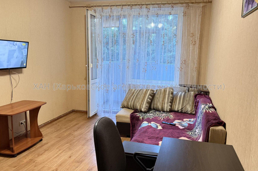 Сдам квартиру, Бучмы ул. , 24 , 1  ком., 33 м², косметический ремонт 