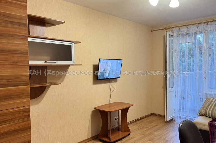 Сдам квартиру, Бучмы ул. , 24 , 1  ком., 33 м², косметический ремонт 