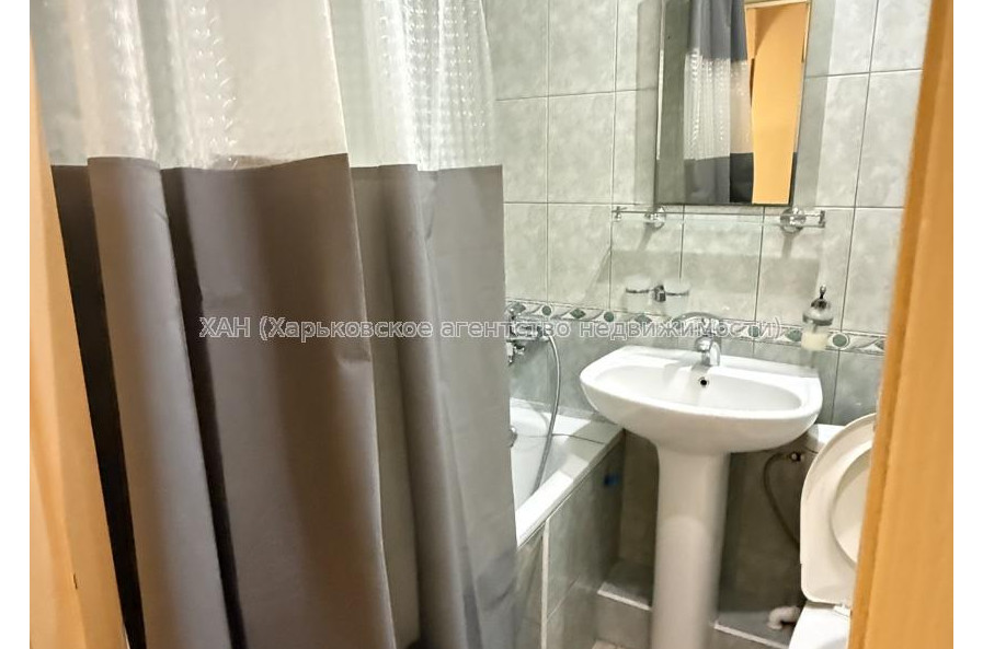 Сдам квартиру, Бучмы ул. , 24 , 1  ком., 33 м², косметический ремонт 