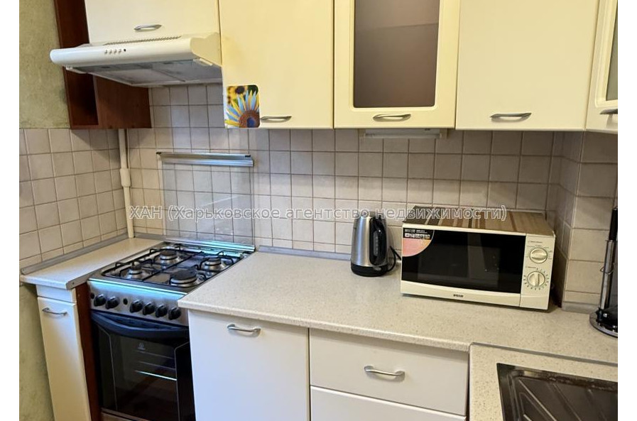 Сдам квартиру, Бучмы ул. , 24 , 1  ком., 33 м², косметический ремонт 