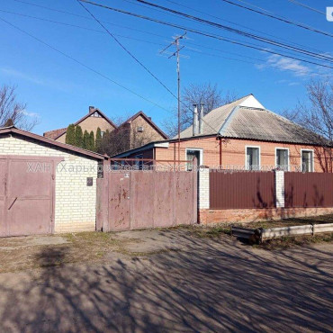 Продам дом, Лазковский пер. , 61.30 м², 4.60 сот., советский ремонт 