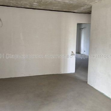Продам квартиру, Бучмы ул. , 3 кім., 67 м², без отделочных работ 