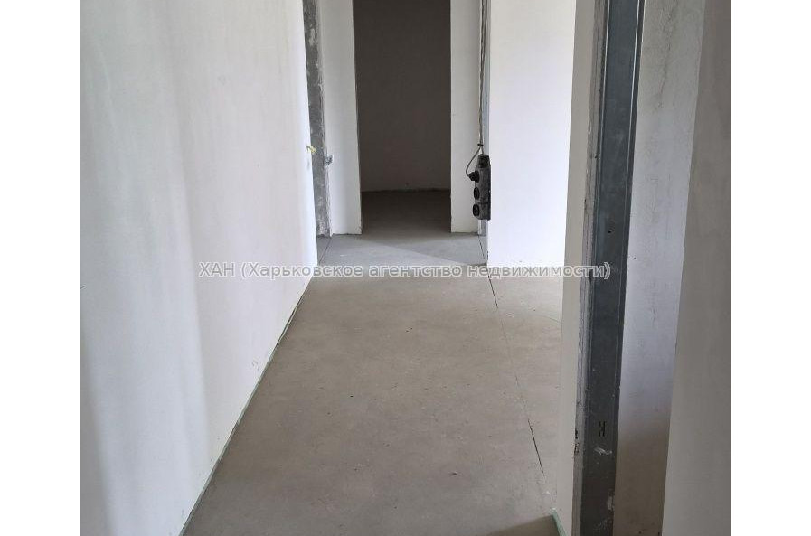 Продам квартиру, Бучмы ул. , 3 кім., 67 м², без отделочных работ 