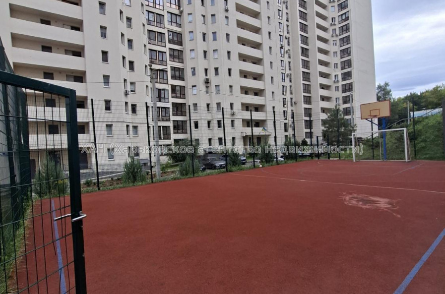 Продам квартиру, Профессорская ул. , 14 , 2 кім., 70 м², без внутренних работ 