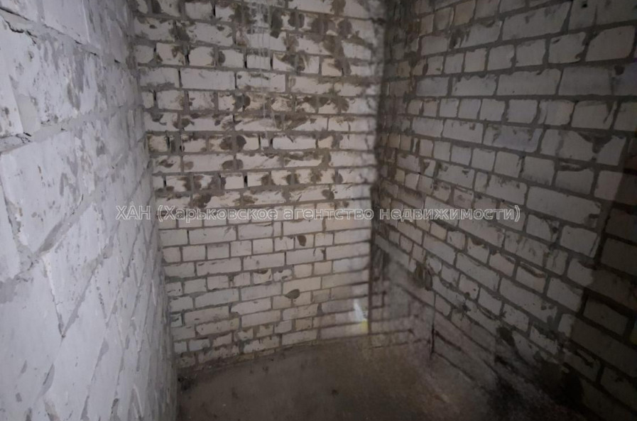 Продам квартиру, Профессорская ул. , 14 , 2 кім., 70 м², без внутренних работ 