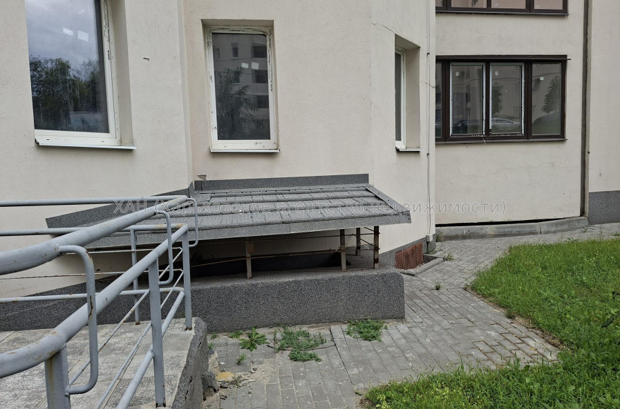 Продам квартиру, Профессорская ул. , 14 , 2 кім., 70 м², без внутренних работ 