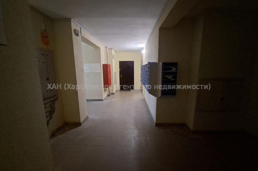 Продам квартиру, Профессорская ул. , 14 , 2 кім., 70 м², без внутренних работ 