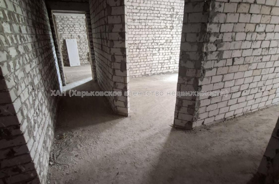 Продам квартиру, Профессорская ул. , 14 , 2 кім., 70 м², без внутренних работ 
