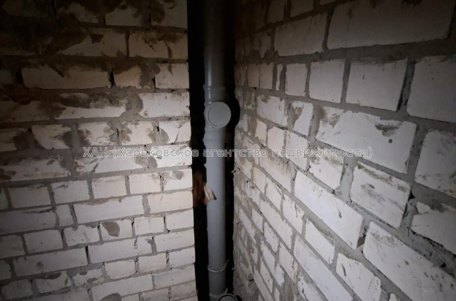 Продам квартиру, Профессорская ул. , 14 , 2 кім., 70 м², без внутренних работ 