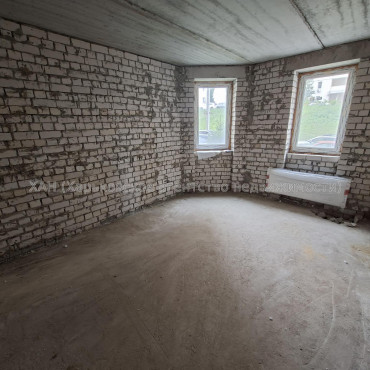 Продам квартиру, Профессорская ул. , 14 , 2 кім., 70 м², без внутренних работ 