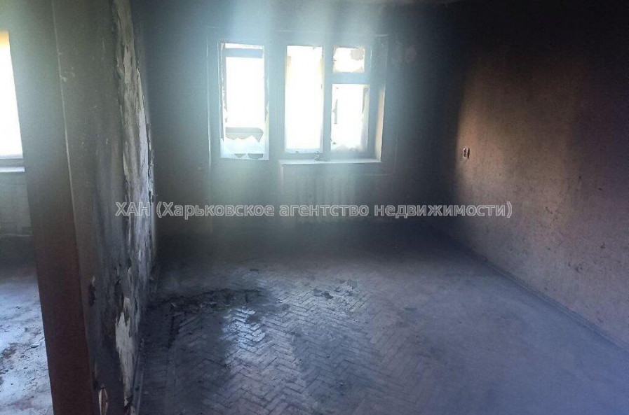 Продам квартиру, Каденюка ул. , 1  ком., 29.70 м², без ремонта 