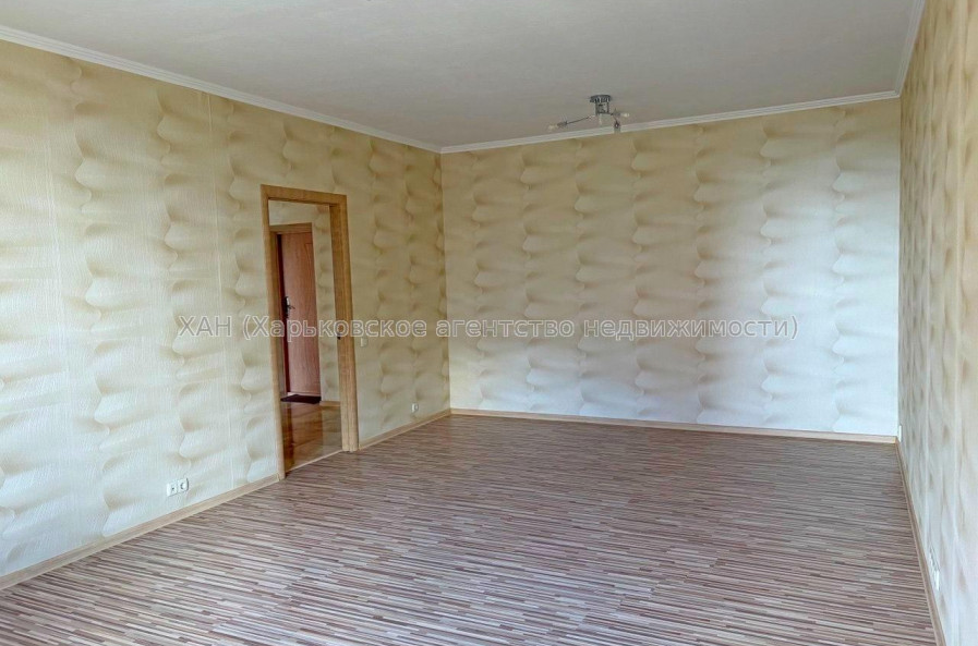 Продам квартиру, Мирослава Мисли ул. , 50Е , 2  ком., 67 м², косметический ремонт 