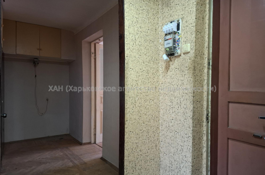 Сдам квартиру, Науки просп. , 2  ком., 56.60 м², частичный ремонт 