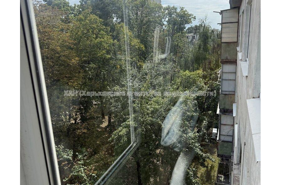 Продам квартиру, 23 Августа ул. , 2 кім., 43.80 м², советский ремонт 