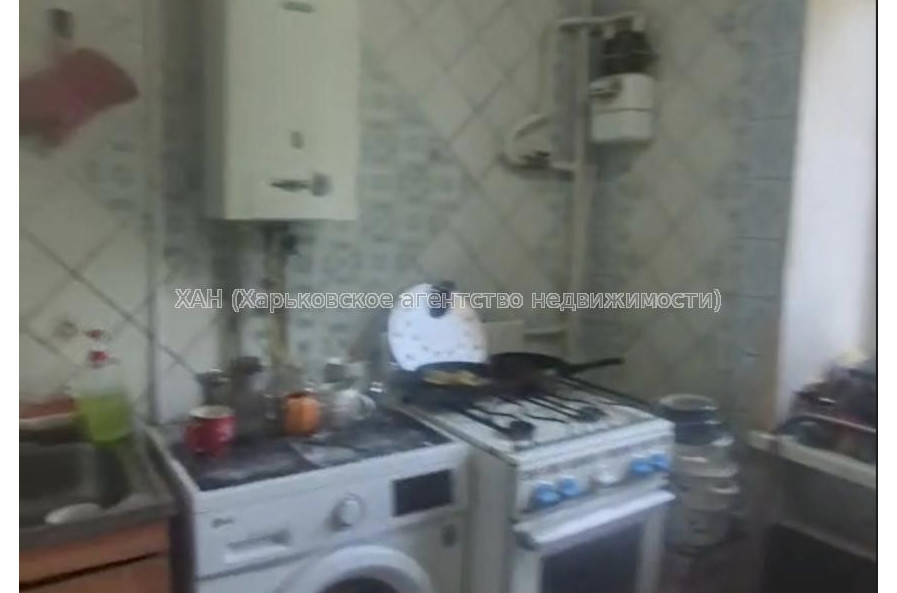 Продам квартиру, Ново-Баварский просп. , 3  ком., 54 м², советский ремонт 