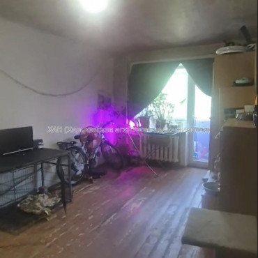 Продам квартиру, Ново-Баварский просп. , 3  ком., 54 м², советский ремонт 