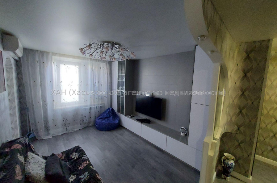 Продам квартиру, Академика Павлова ул. , 3  ком., 68 м², евроремонт 