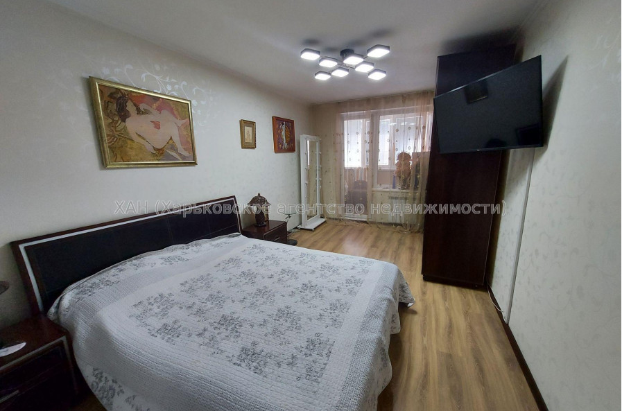 Продам квартиру, Академика Павлова ул. , 3  ком., 68 м², евроремонт 