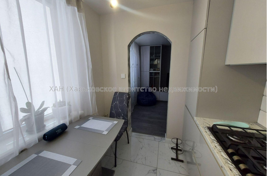Продам квартиру, Академика Павлова ул. , 3  ком., 68 м², евроремонт 