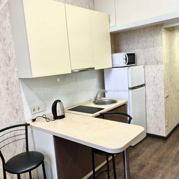 Продам квартиру, Шевченковский пер. , 1  ком., 20 м², капитальный ремонт 