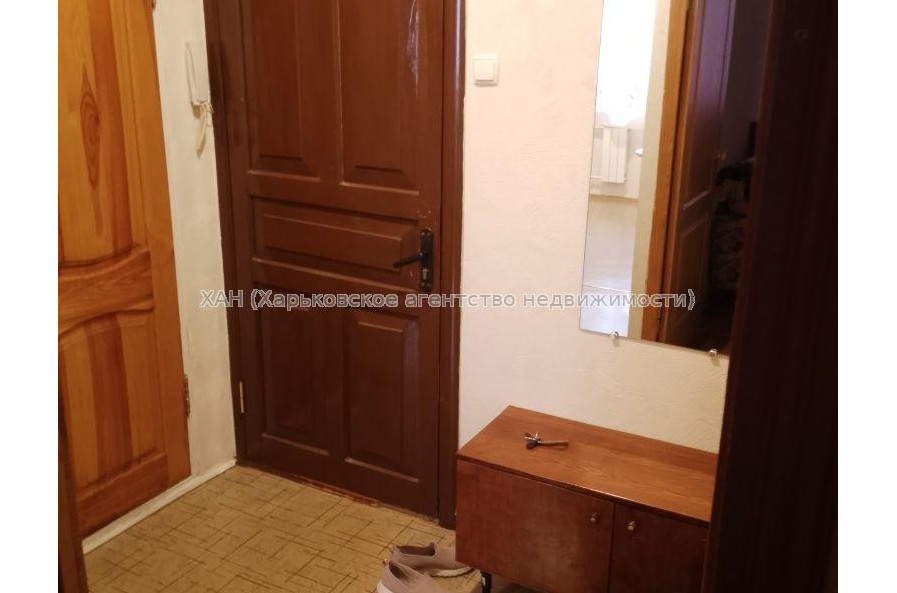 Продам квартиру, 92-й бригады ул. , 1  ком., 35.50 м², косметический ремонт 