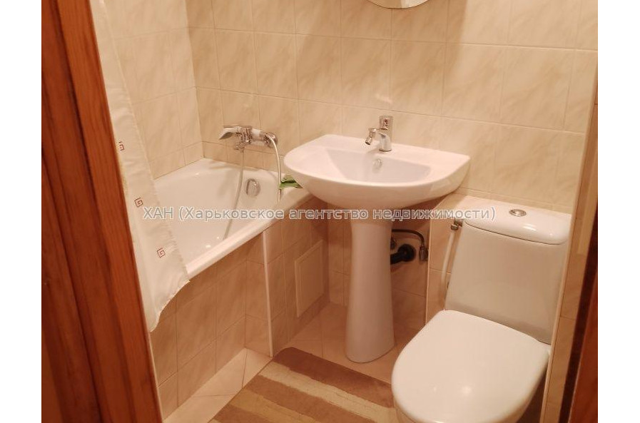 Продам квартиру, 92-й бригады ул. , 1  ком., 35.50 м², косметический ремонт 