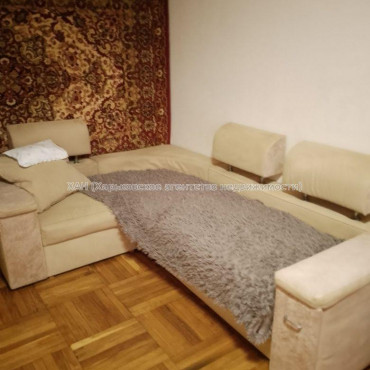 Продам квартиру, 92-й бригады ул. , 1  ком., 35.50 м², косметический ремонт 