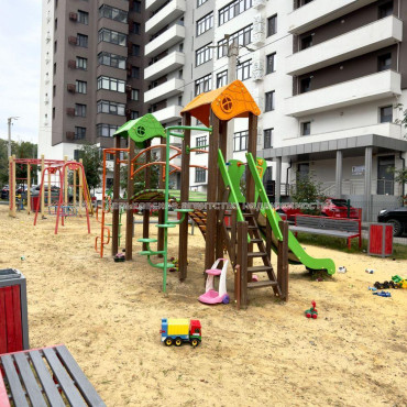 Продам квартиру, Ботаническая ул. , 1 кім., 54.50 м², авторский дизайн 