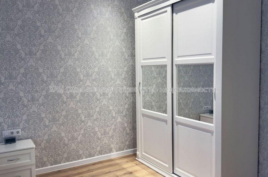 Продам квартиру, Ботаническая ул. , 1 кім., 54.50 м², авторский дизайн 