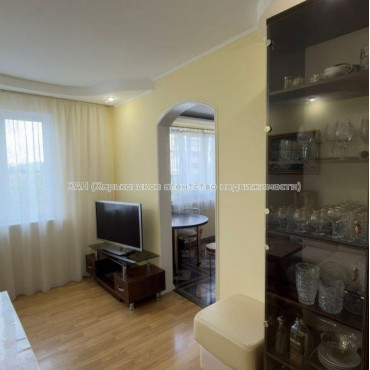 Продам квартиру, Гвардейцев Широнинцев ул. , 3  ком., 69.20 м², авторский дизайн 