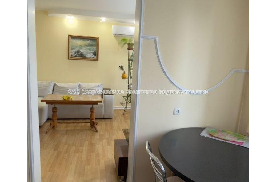 Продам квартиру, Гвардейцев Широнинцев ул. , 3  ком., 69.20 м², авторский дизайн 