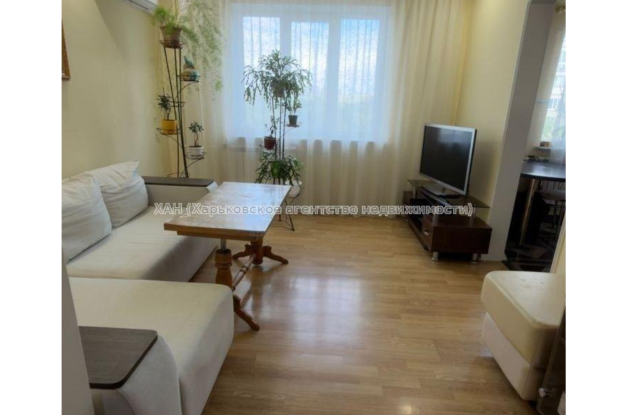 Продам квартиру, Гвардейцев Широнинцев ул. , 3  ком., 69.20 м², авторский дизайн 