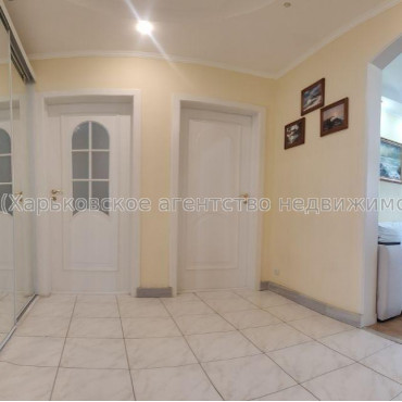 Продам квартиру, Гвардейцев Широнинцев ул. , 3  ком., 69.20 м², авторский дизайн 