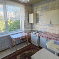 Продам квартиру, Гвардейцев Широнинцев ул. , 1 кім., 32.70 м², косметический ремонт 