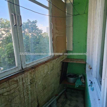 Продам квартиру, Гвардейцев Широнинцев ул. , 1 кім., 32.70 м², косметический ремонт 
