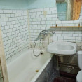 Продам квартиру, Гвардейцев Широнинцев ул. , 1 кім., 32.70 м², косметический ремонт 