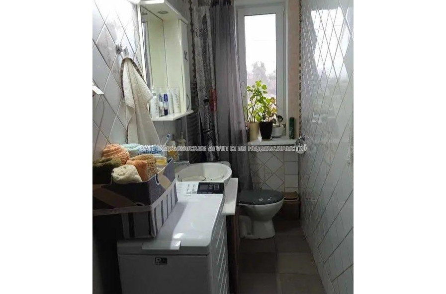 Продам квартиру, Богдана Хмельницкого ул. , 3 кім., 56 м², капитальный ремонт 