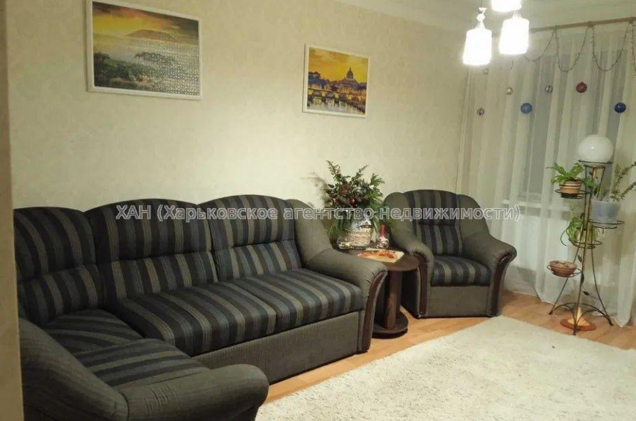 Продам квартиру, Богдана Хмельницкого ул. , 3 кім., 56 м², капитальный ремонт 
