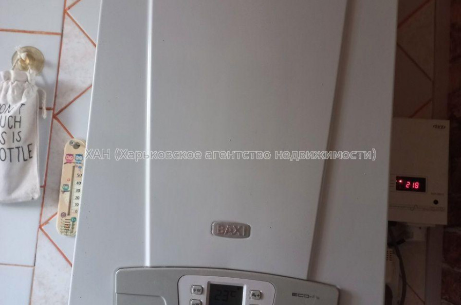 Продам квартиру, Богдана Хмельницкого ул. , 3 кім., 56 м², капитальный ремонт 