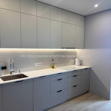 Продам квартиру, Героев Харькова просп. , 1 кім., 49 м², авторский дизайн 